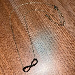 Infinity Necklace NWOT
